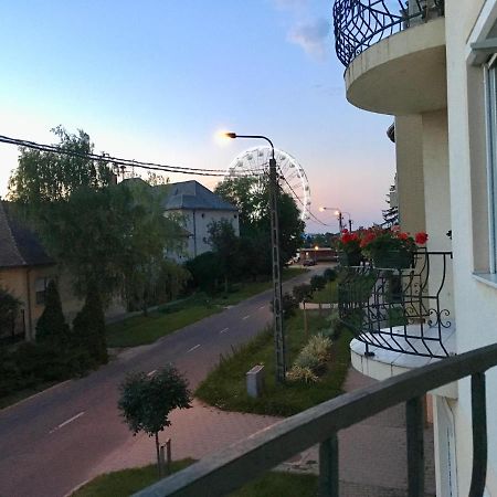 Lara Lux Apartment Hajduszoboszlo Luaran gambar