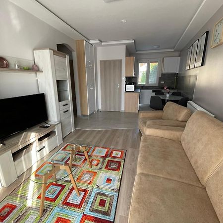 Lara Lux Apartment Hajduszoboszlo Luaran gambar